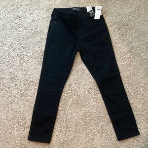 Abercrombie & Fitch Harper Low Rise Ankle Jean